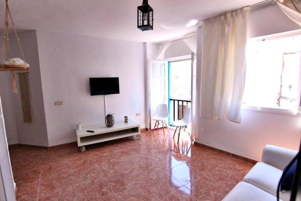 Precioso Piso Soleado, Con Vistas A Monumento. Wfi Apartamento Almuñécar Exterior foto